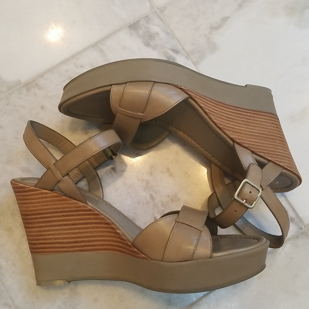 Cole Haan Paley Wedge Sandals Summer Khakis Size 9.5 B - Picture 4 of 8